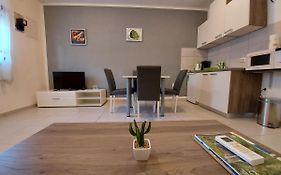 Apartment Ema